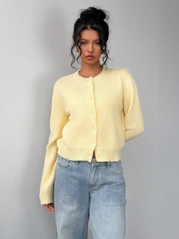 Cardigan Femme en Maille – Coupe Slim Courte