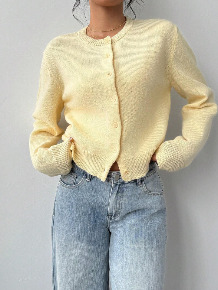 Cardigan Femme en Maille – Coupe Slim Courte