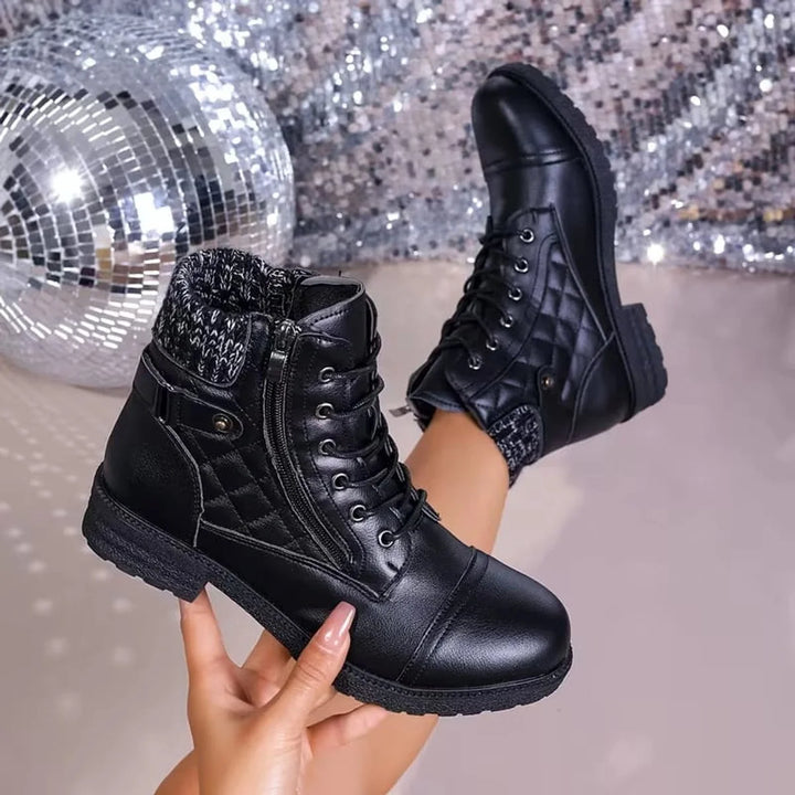 Gesteppte Damenstiefeletten – Schnürsenkel und praktischer seitlicher Reißverschluss