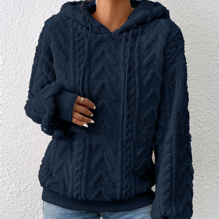 Sweat à Capuche Femme Effet Flanelle – Motif Géométrique Gaufré