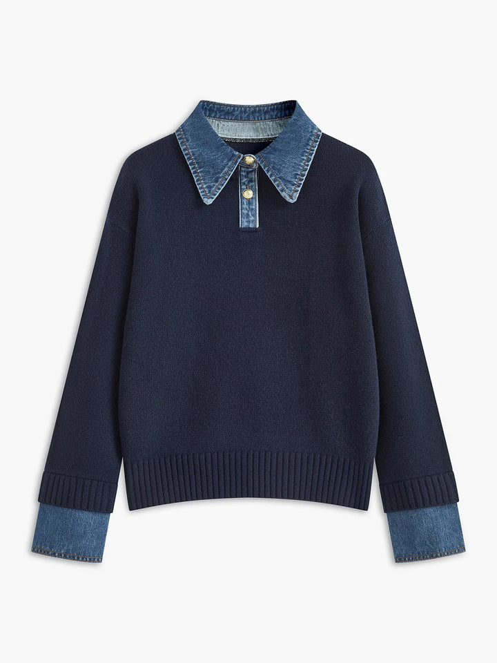 Damenpullover aus Strick mit Lagenlook – Hemdkragen aus Denim