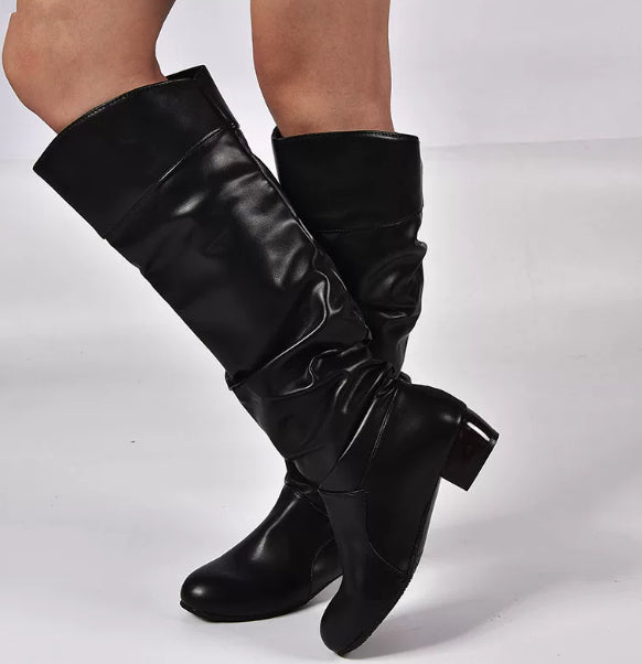 Bottes Hautes Femme à Talon Plat – Tige Plissée et Bout Rond