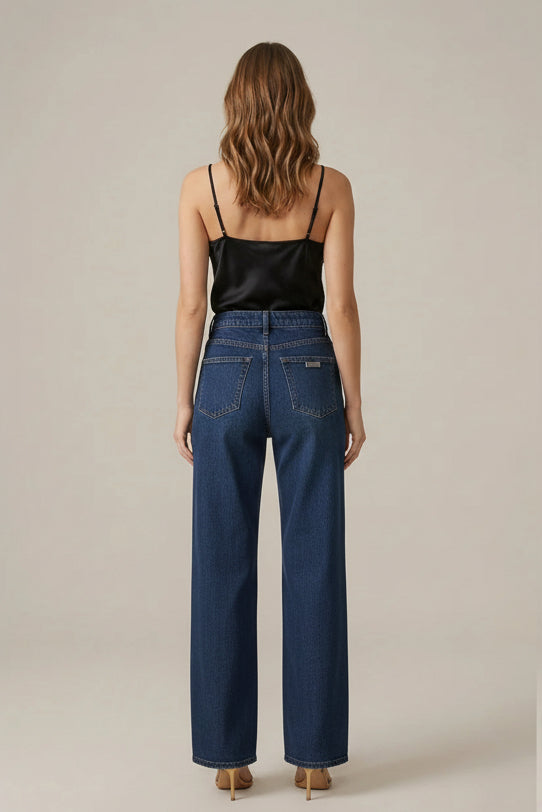 Pantalón de mujer de denim de algodón – Corte recto, detalle de strass