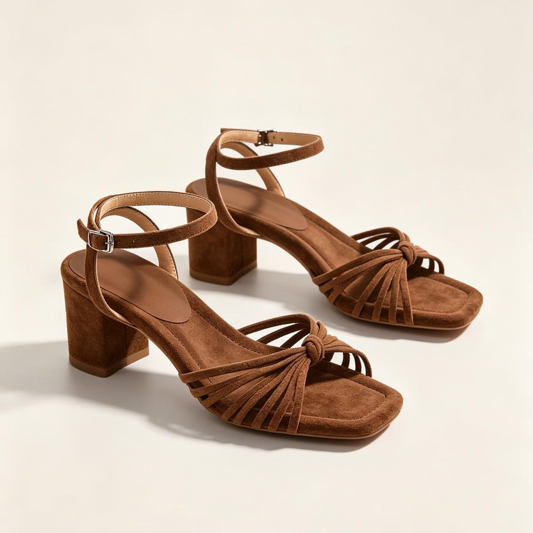Damen-Sandalen mit breitem Absatz – römischer Stil mit feinen Riemchen und matter Oberfläche