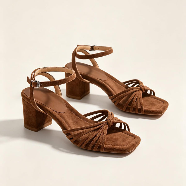Damen-Sandalen mit breitem Absatz – römischer Stil mit feinen Riemchen und matter Oberfläche