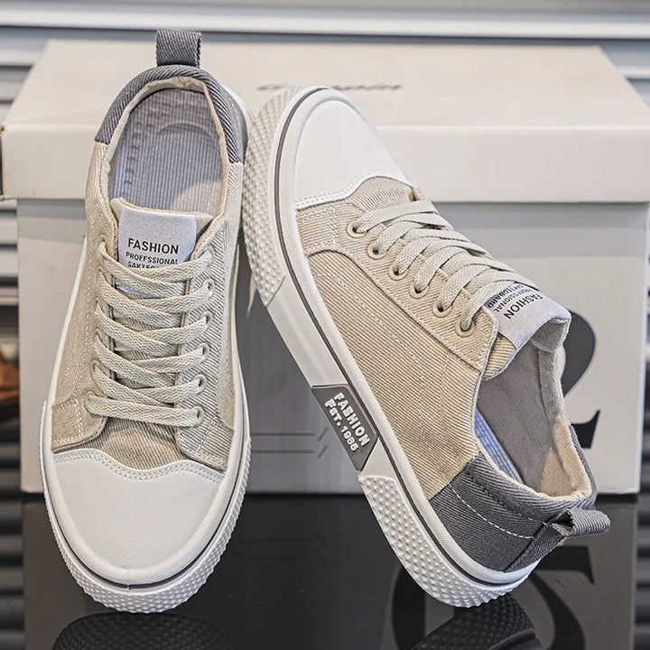 Baskets Homme en Toile – Finition Texturée, Empiècement Contrastant, Design Bas
