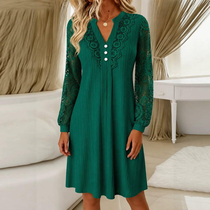 Robe Femme Mini – Détails Dentelle Col V Coupe Décontractée