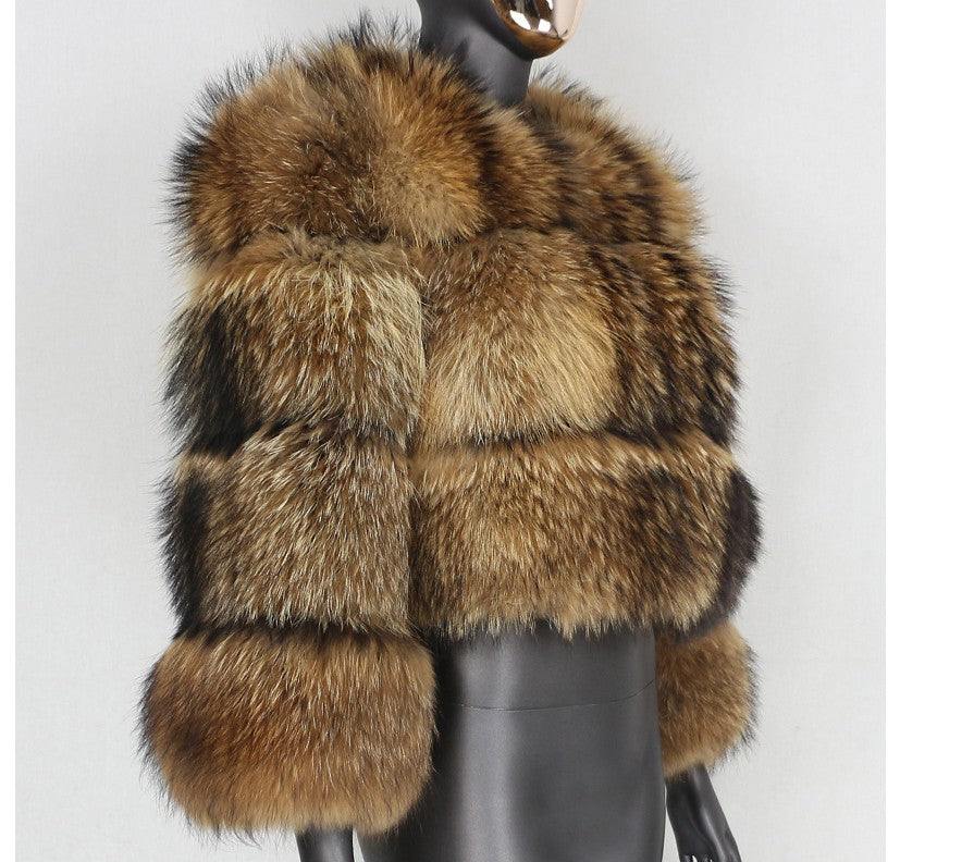 Manteau Court Femme en Fourrure – Col Oversize Élégant