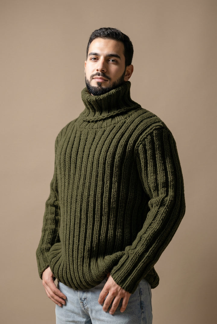 Herresweater med rullekrave i strik – slim fit med ribstrik