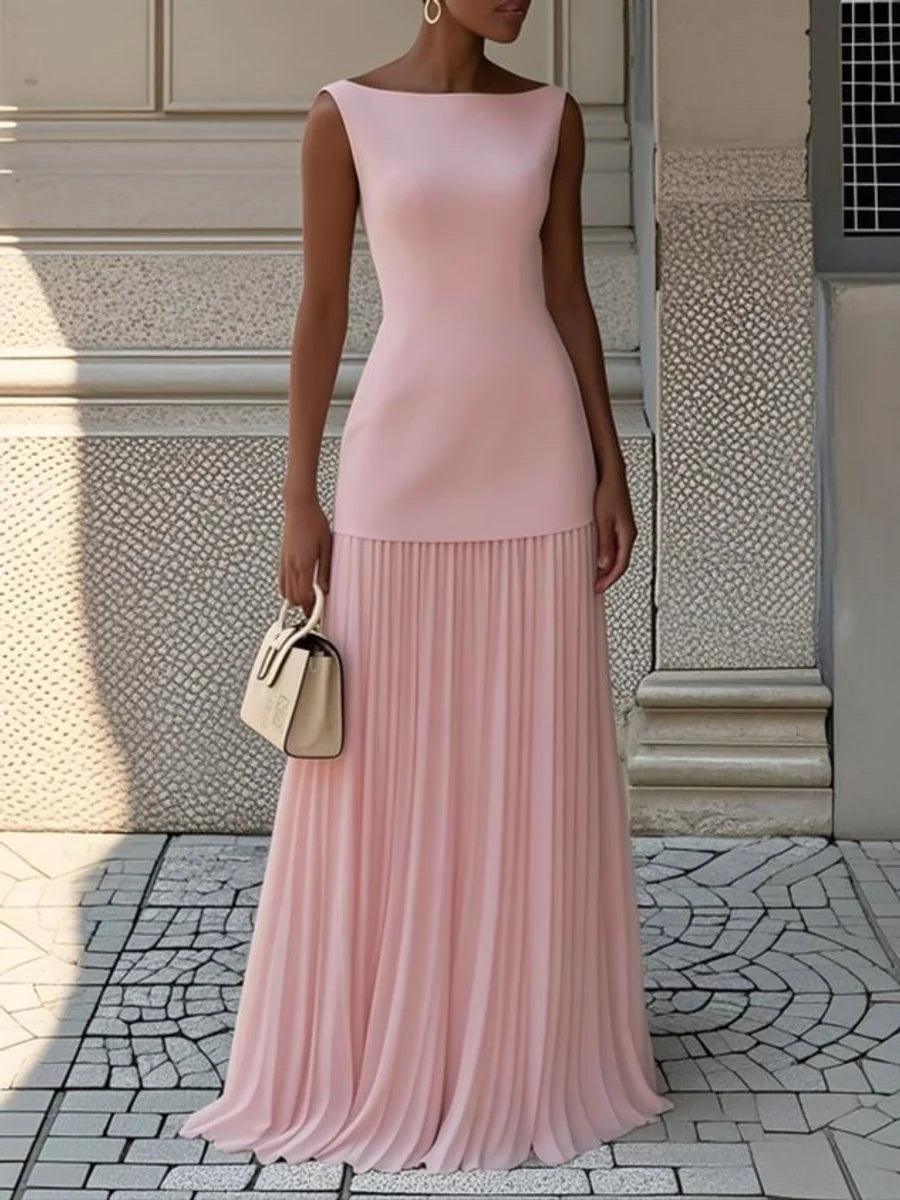 Ärmelloses Damenstrickkleid – körpernahe Passform