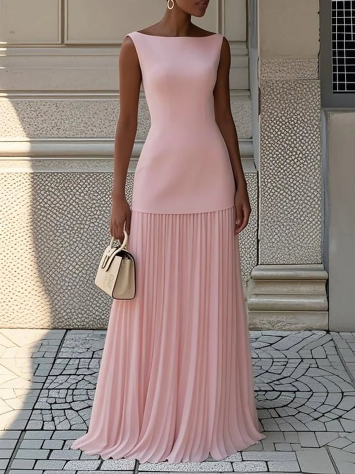 Ärmelloses Damenstrickkleid – körpernahe Passform