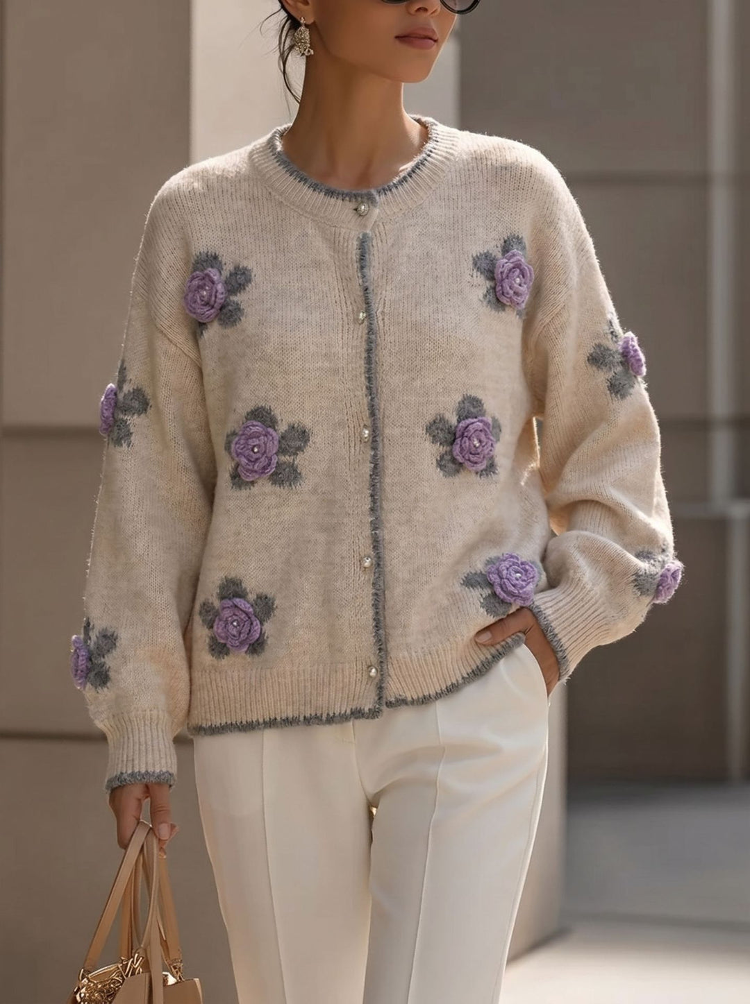 Gilet Femme en Maille – Détail Fleurs 3D, Coupe Décontractée