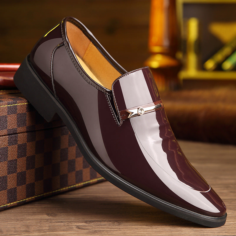 Mocassins Homme à Bout Pointu – Barrette Métal, Fini Brillant