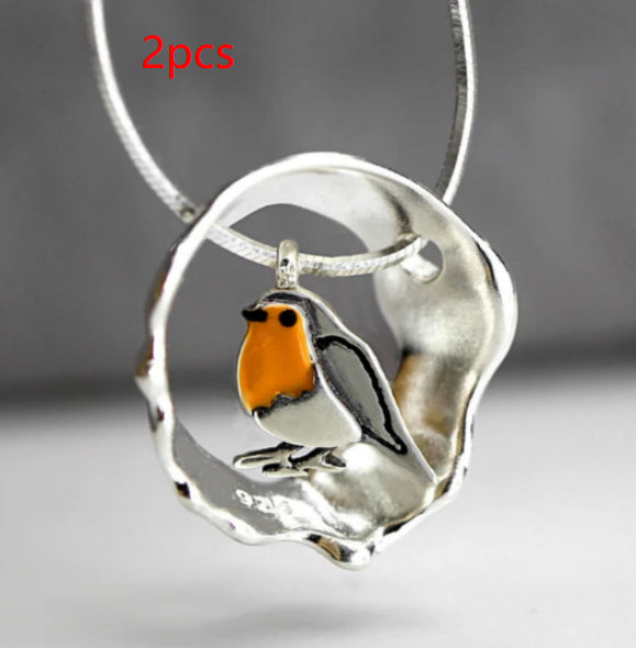 Ketting Dames met opengewerkte vogelhangertje – retro geometrisch patroon
