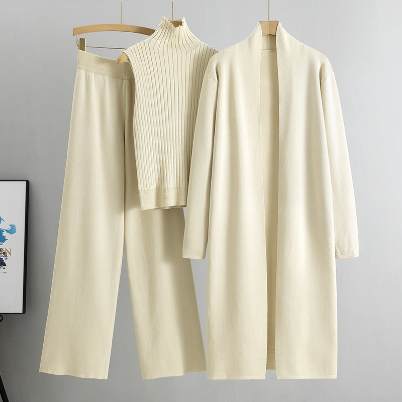 Dreiteiliges Damen-Strickset – ärmellose Weste, langer Cardigan und weite Hose
