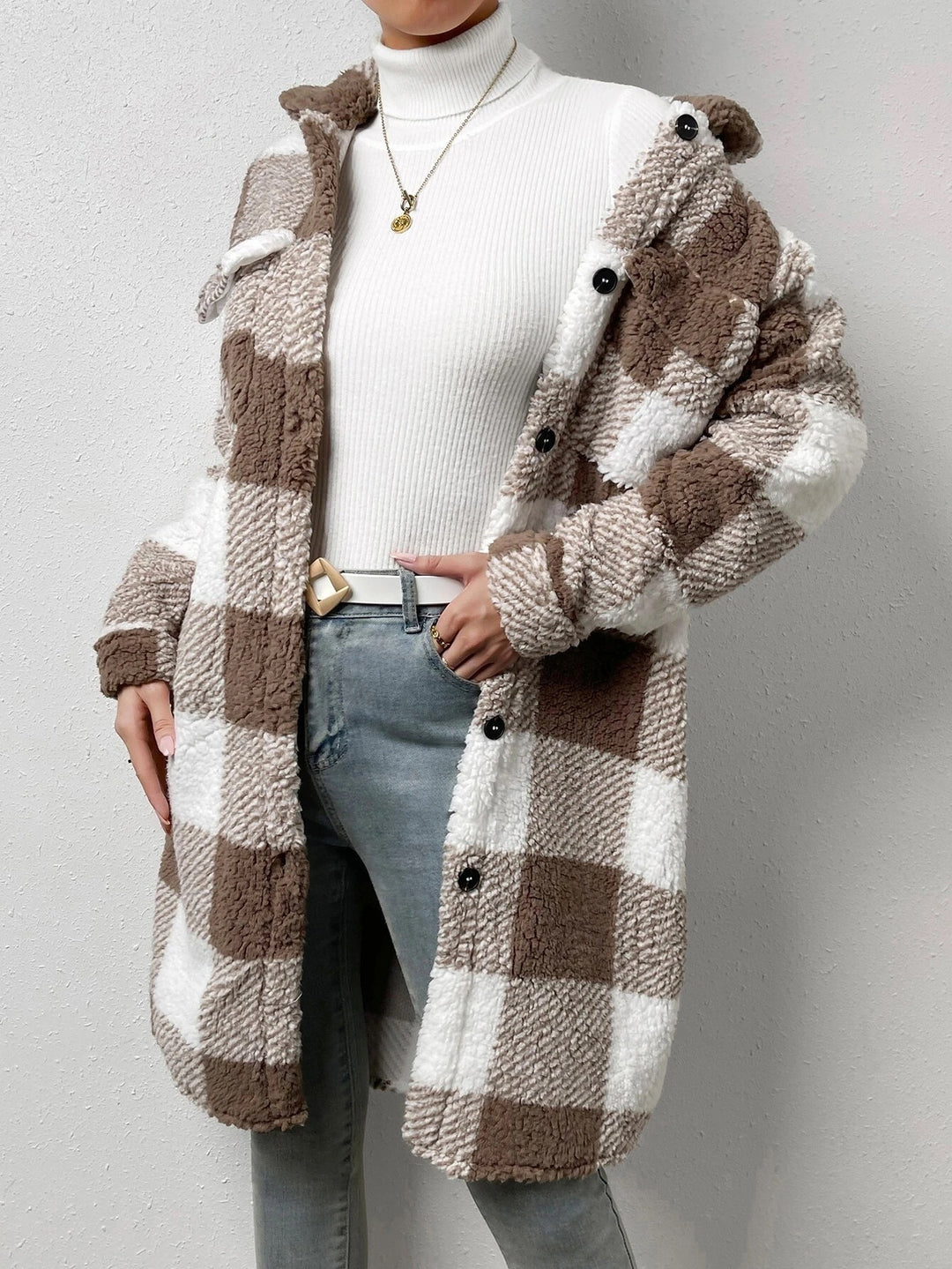 Manteau Femme Long Coupe Décontractée à Carreaux – Détail Splicé