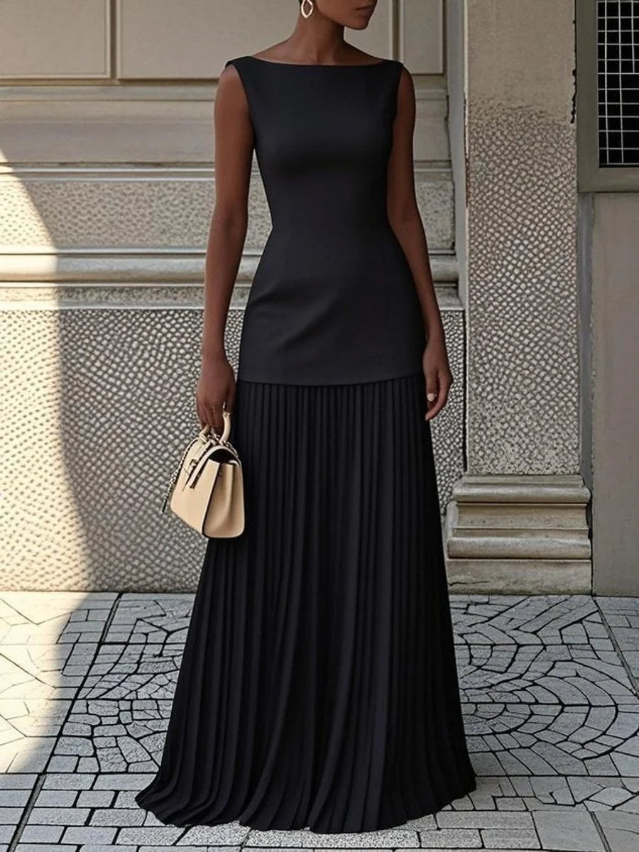 Ärmelloses Damenstrickkleid – körpernahe Passform