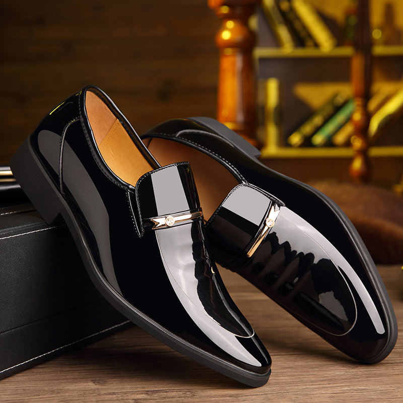 Mocassins Homme à Bout Pointu – Barrette Métal, Fini Brillant
