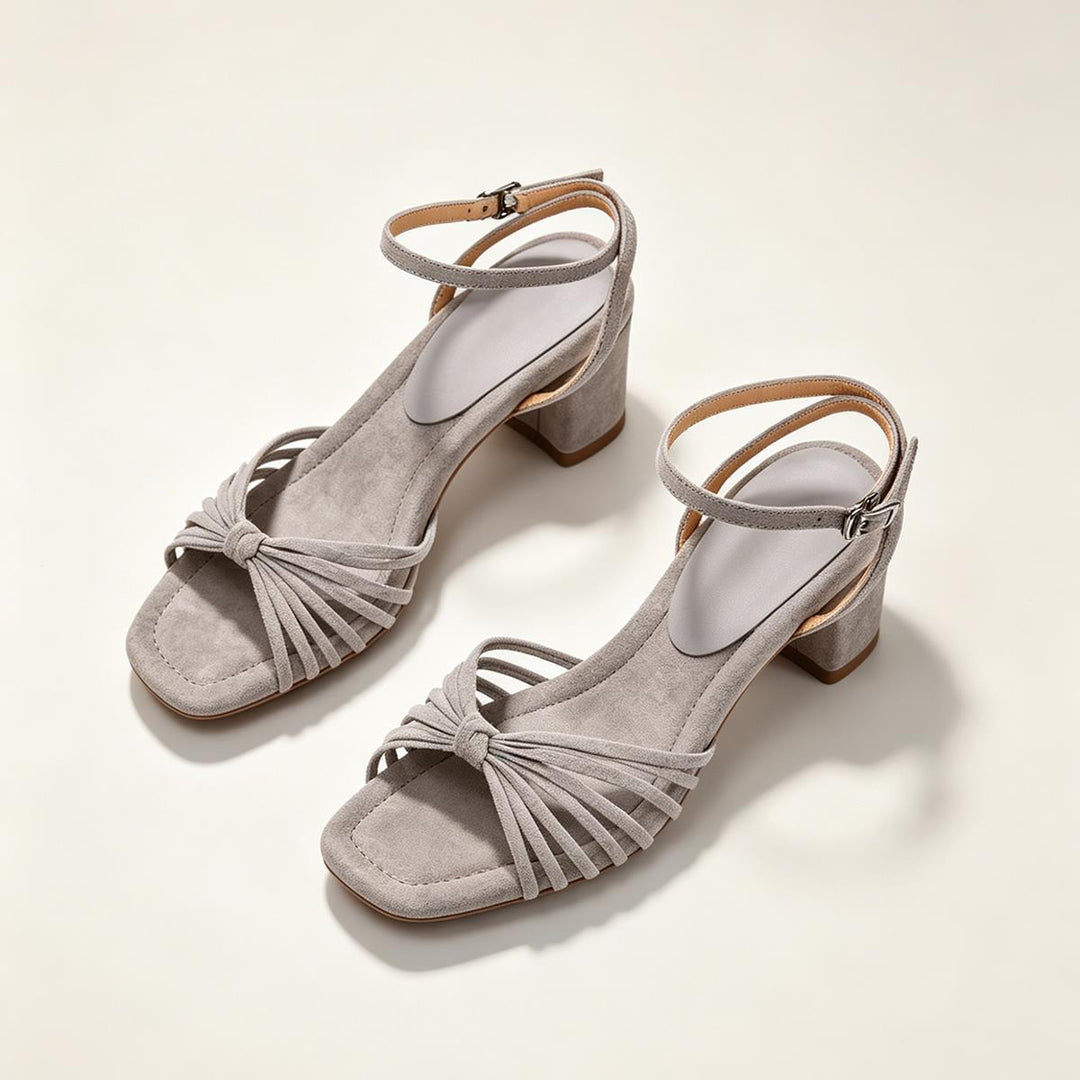 Damen-Sandalen mit breitem Absatz – römischer Stil mit feinen Riemchen und matter Oberfläche