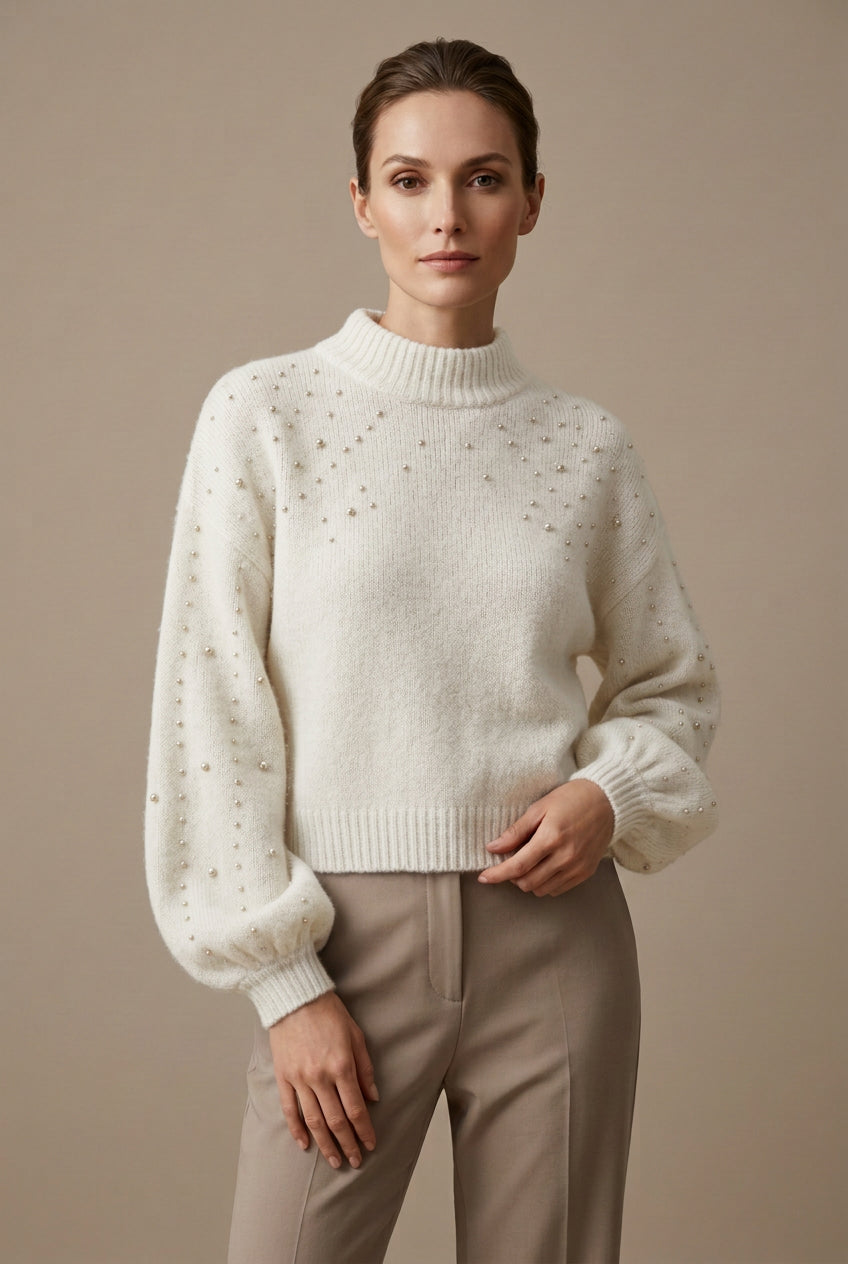 Pull Femme Col Rond Maille – Détail Perlé Manches