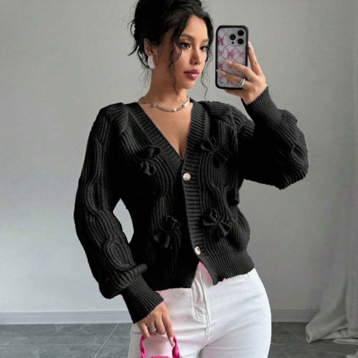Cardigan Femme en Maille – Détail Nœud Design Court