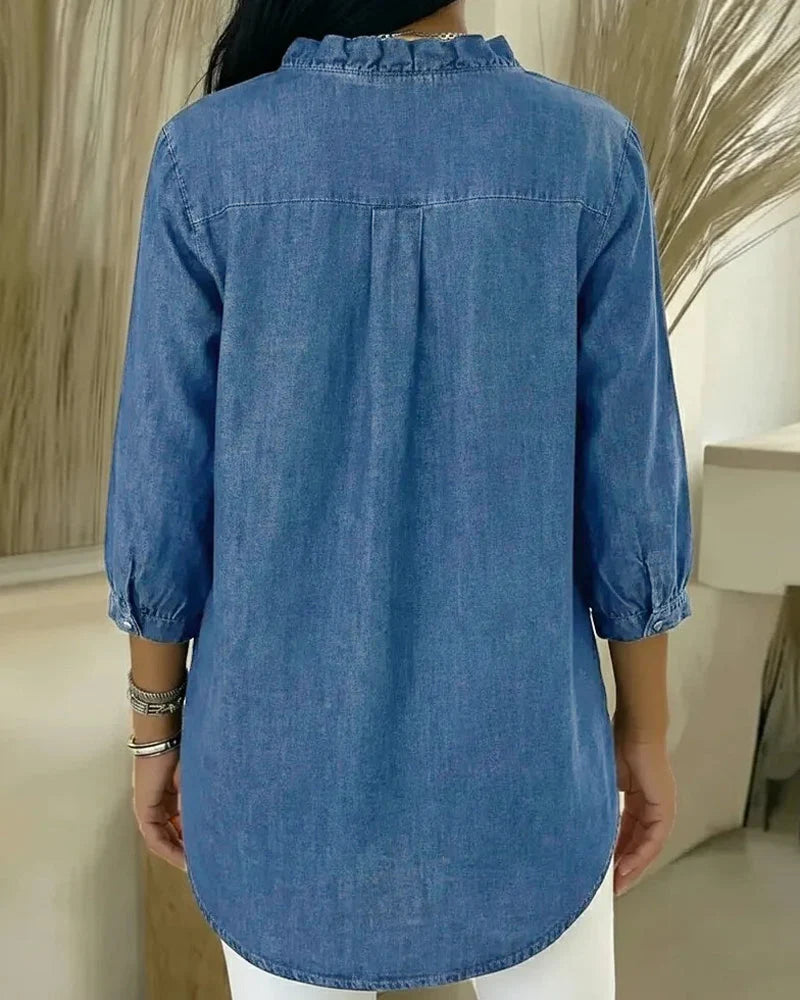 Damenbluse im Denim-Stil – V-Ausschnitt, Volants, gerader Schnitt