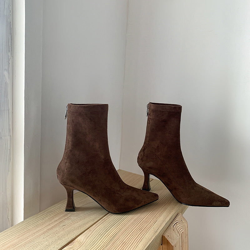 Damen-Stiefelette mit Veloursleder-Schaft – Spitze Zehenkappe, Pfennigabsatz, Reißverschluss hinten