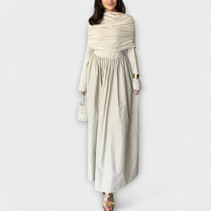 Langes plissiertes Damenkleid – Stehkragen, lange Ärmel