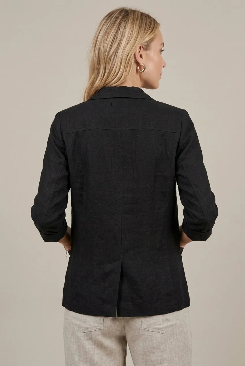 Blazer de mujer de corte informal – Cuello sastre y mangas de longitud media