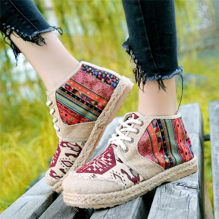 Sneakers voor dames van geborduurd katoenen canvas - Hoog model met etnisch motief