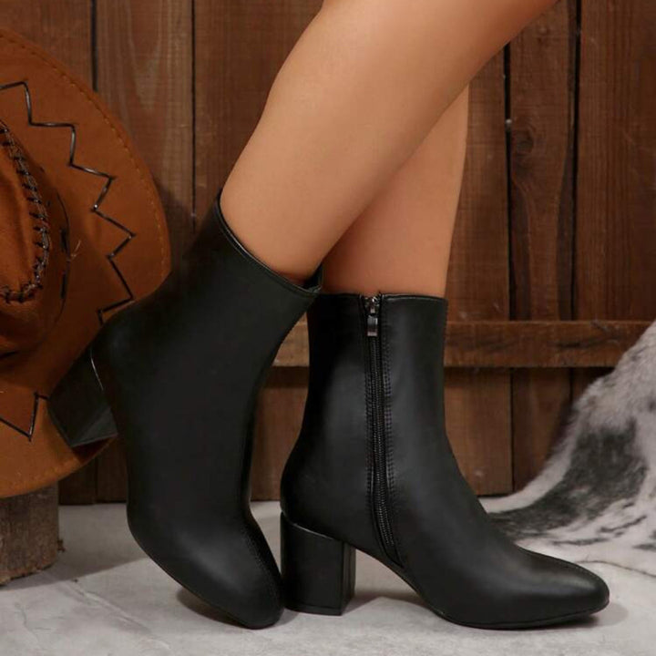Bottes à Talons Femme – Tige Basse à Talon Large et Bout Carré