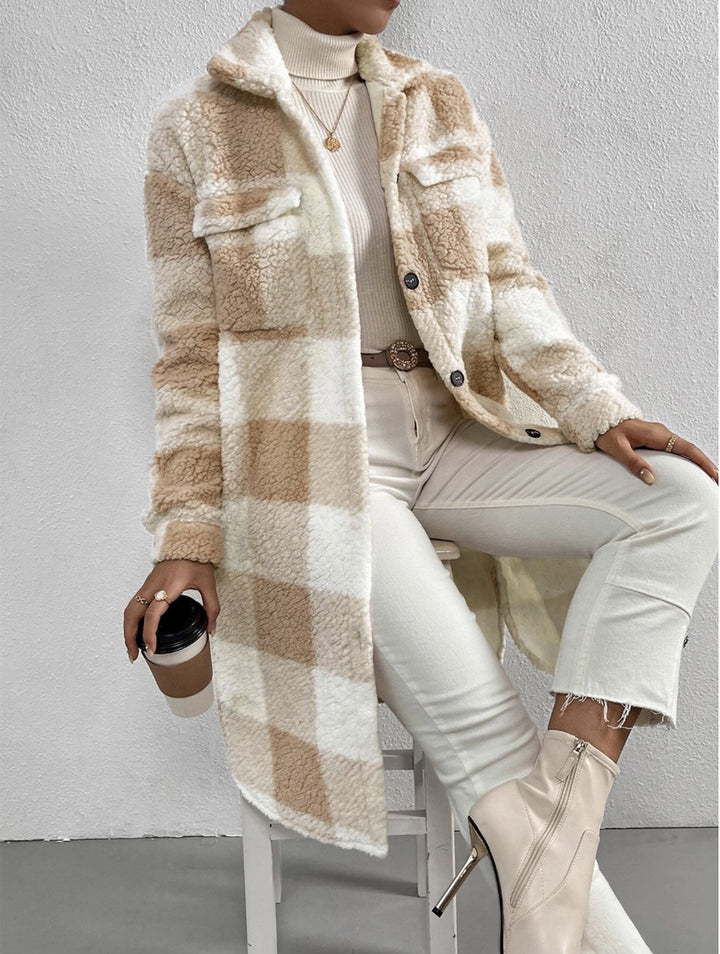 Manteau Femme Long Coupe Décontractée à Carreaux – Détail Splicé