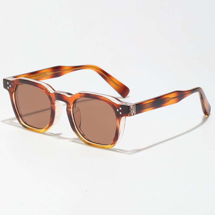 Unisex Retro Sunglasses – Trendy Classic Frame
