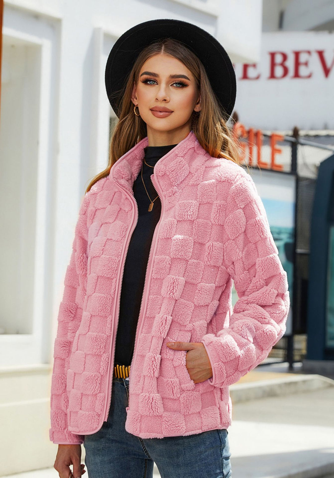 Oversized frakke til dame med plyslook – Tekstureret ternet mønster