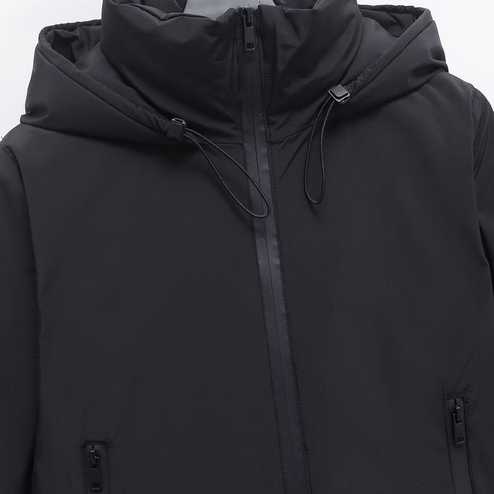 Veste Matelassée Femme à Capuche – Coupe Courte Moderne Zippée