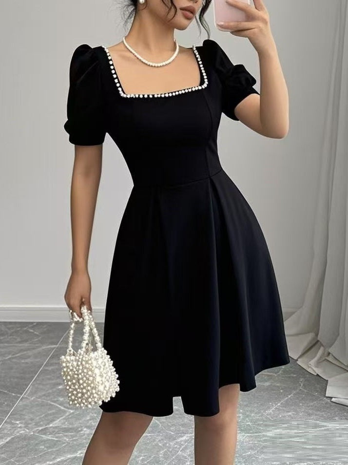 Abito Donna Mini – Scollo Quadrato Stile Francese