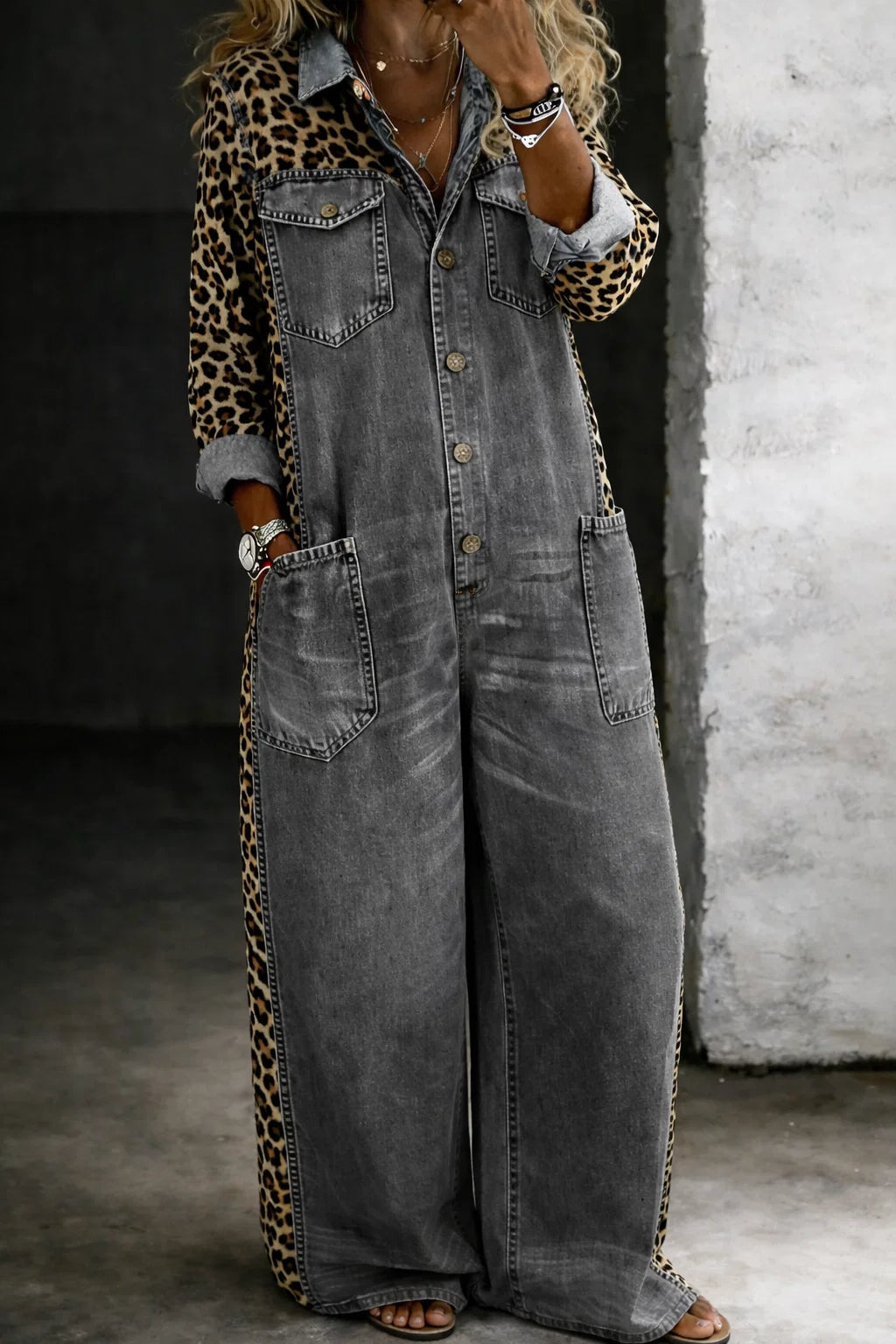 Gemusterter Damen-Jumpsuit – Lange Ärmel, Reverskragen, Lässiger Schnitt