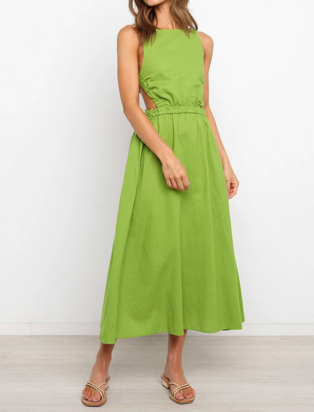 Damenkleid Maxi – Cut-out-Taille, ärmellos