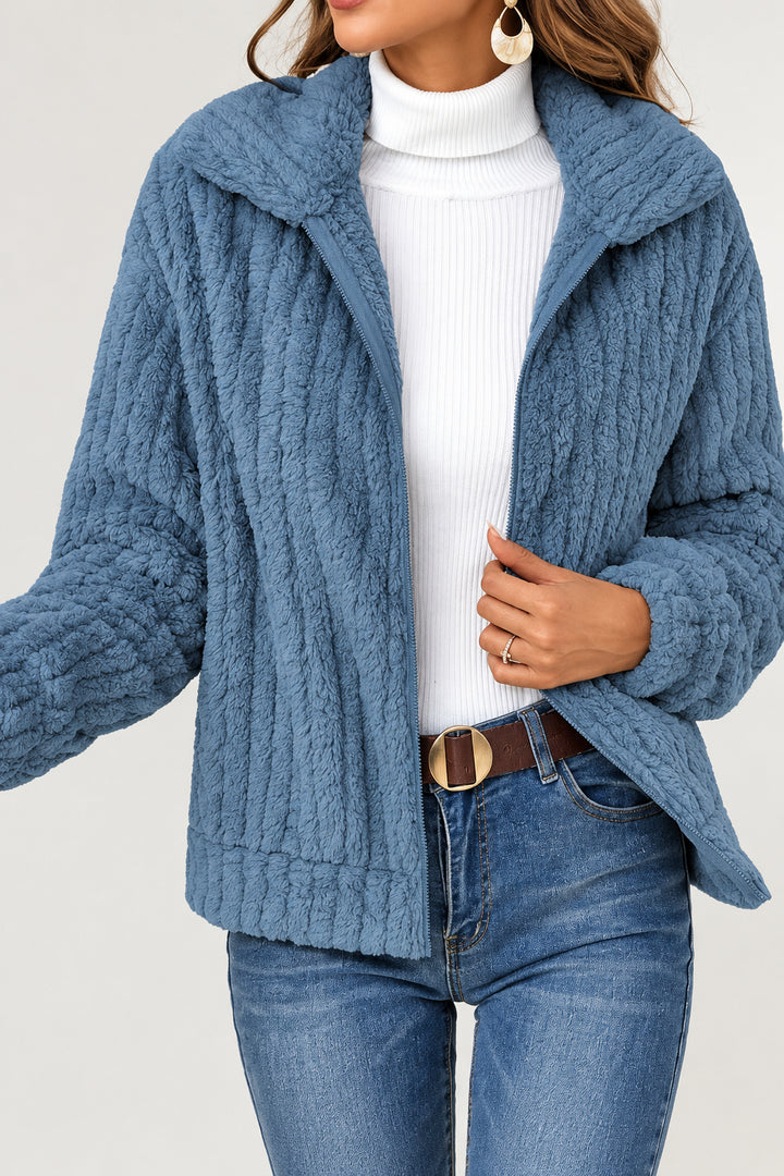 Cardigan Femme Effet Laine Polaire – Coupe Courte à Revers