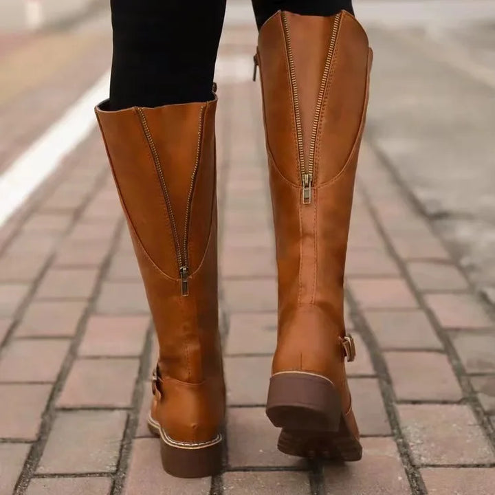 Bottes Femme à Talon Large – Profil Structuré et Bride Accent