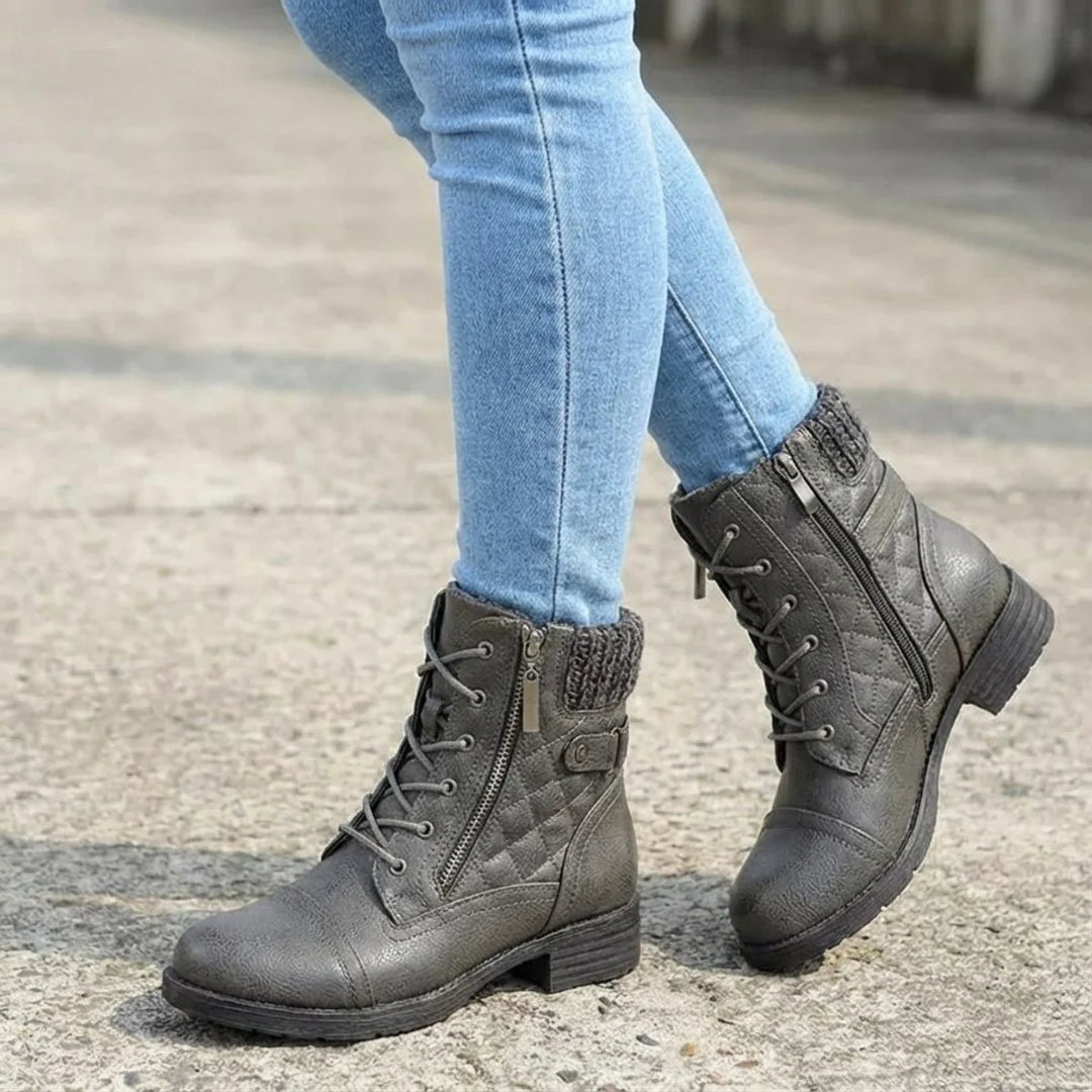 Gesteppte Damenstiefeletten – Schnürsenkel und praktischer seitlicher Reißverschluss