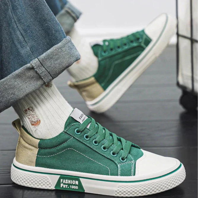 Baskets Homme en Toile – Finition Texturée, Empiècement Contrastant, Design Bas