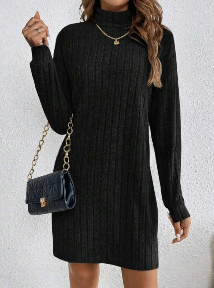Mini-Kleid für Damen – Weiter Schnitt und einfarbige Silhouette