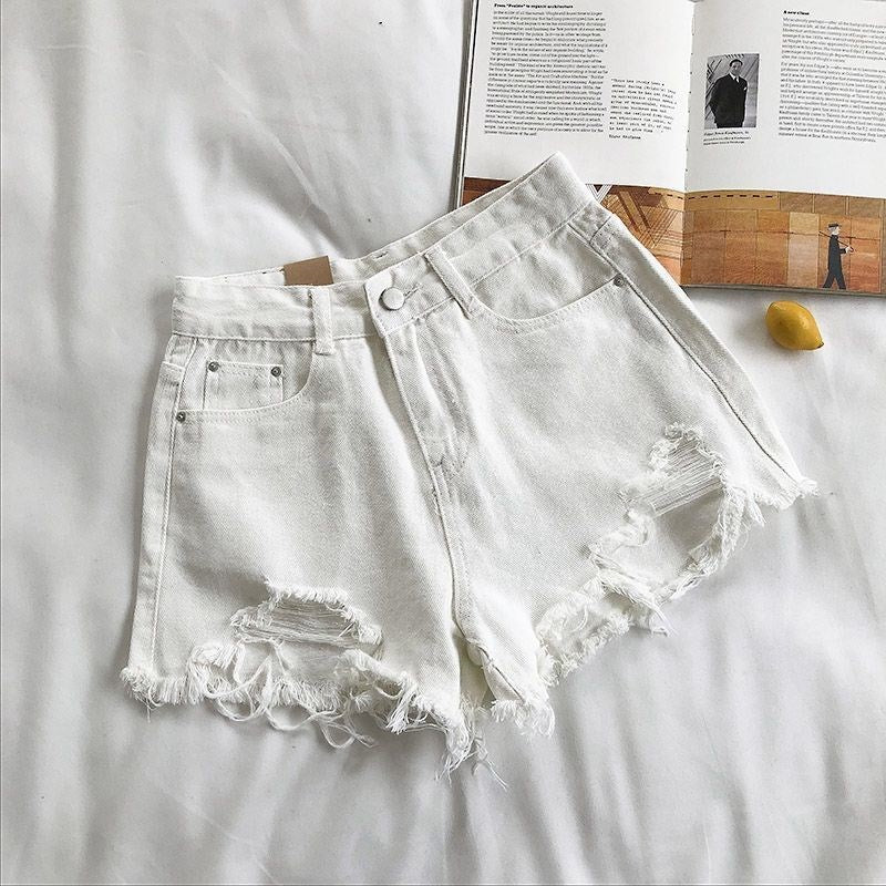 Shorts in Jean for Women High Waist – Wide Cut Distressed Effect
