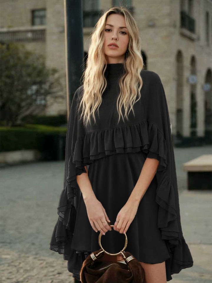 Mittellanges Damenkleid aus Chiffon – elegante Volants