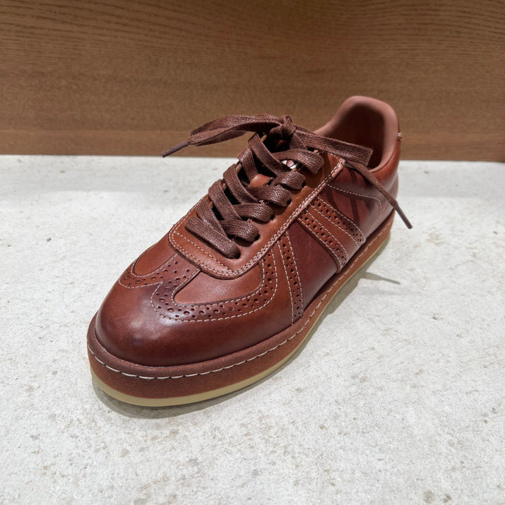 Damen-Sneaker aus Rindsleder – Lässiger sportlicher Stil
