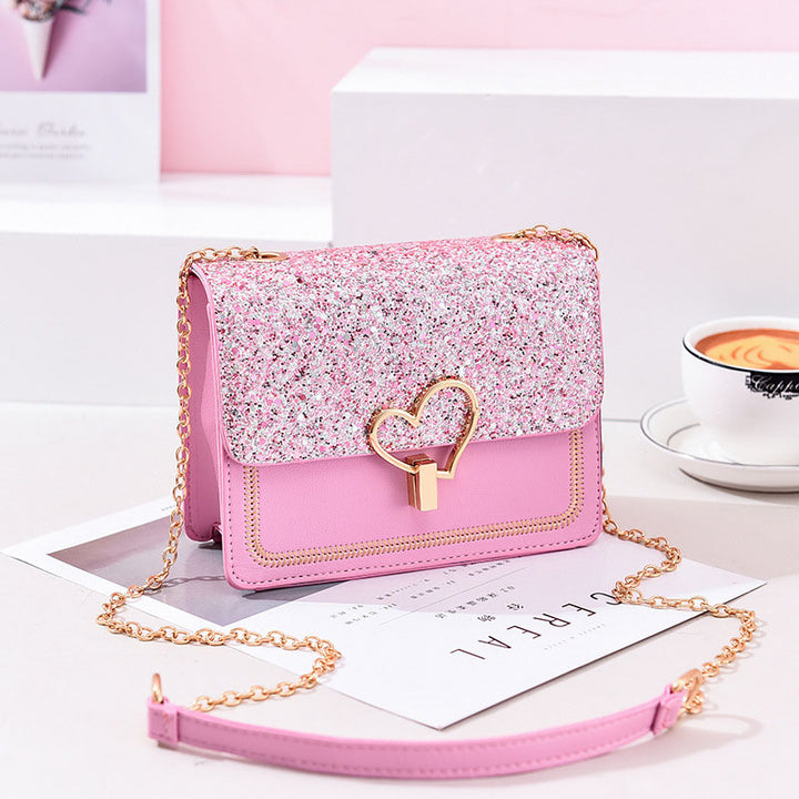 Unisex Chain Shoulder Bag – Minimalist Everyday Style