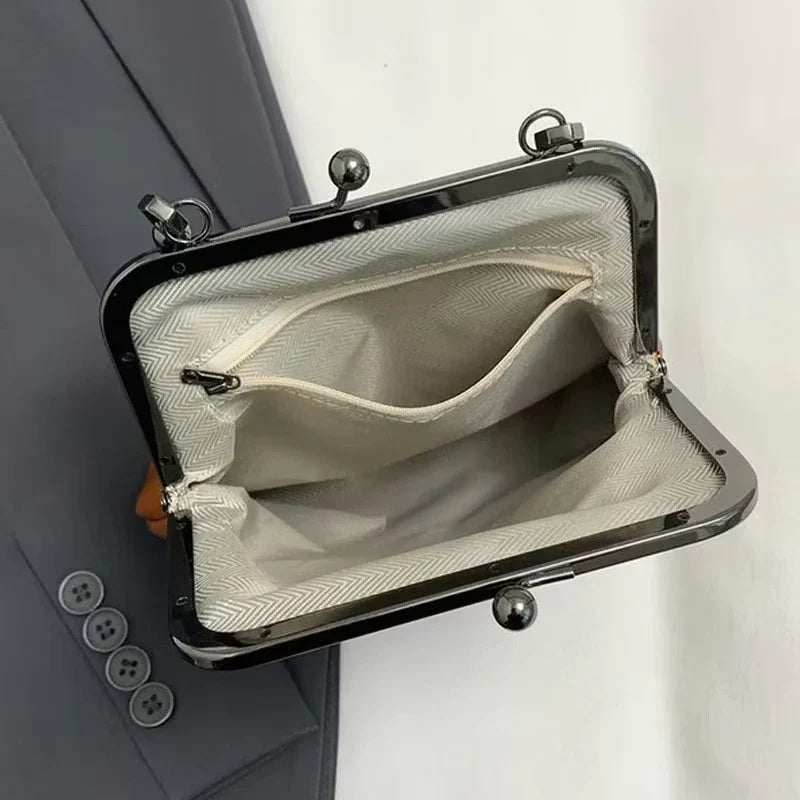 Sac à Main Femme Similicuir – Structure à Fermoir Baiser Élégant