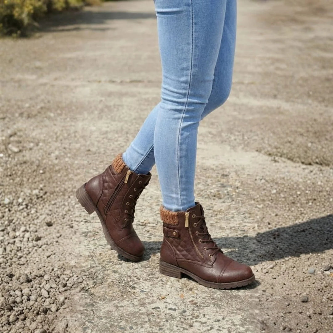 Gesteppte Damenstiefeletten – Schnürsenkel und praktischer seitlicher Reißverschluss