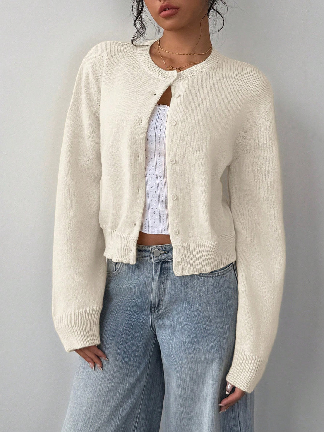 Cardigan Femme en Maille – Coupe Slim Courte